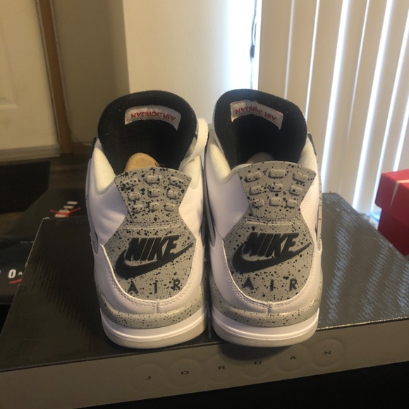 Air Jordan 4 Retro OG - Picture 2 of 4